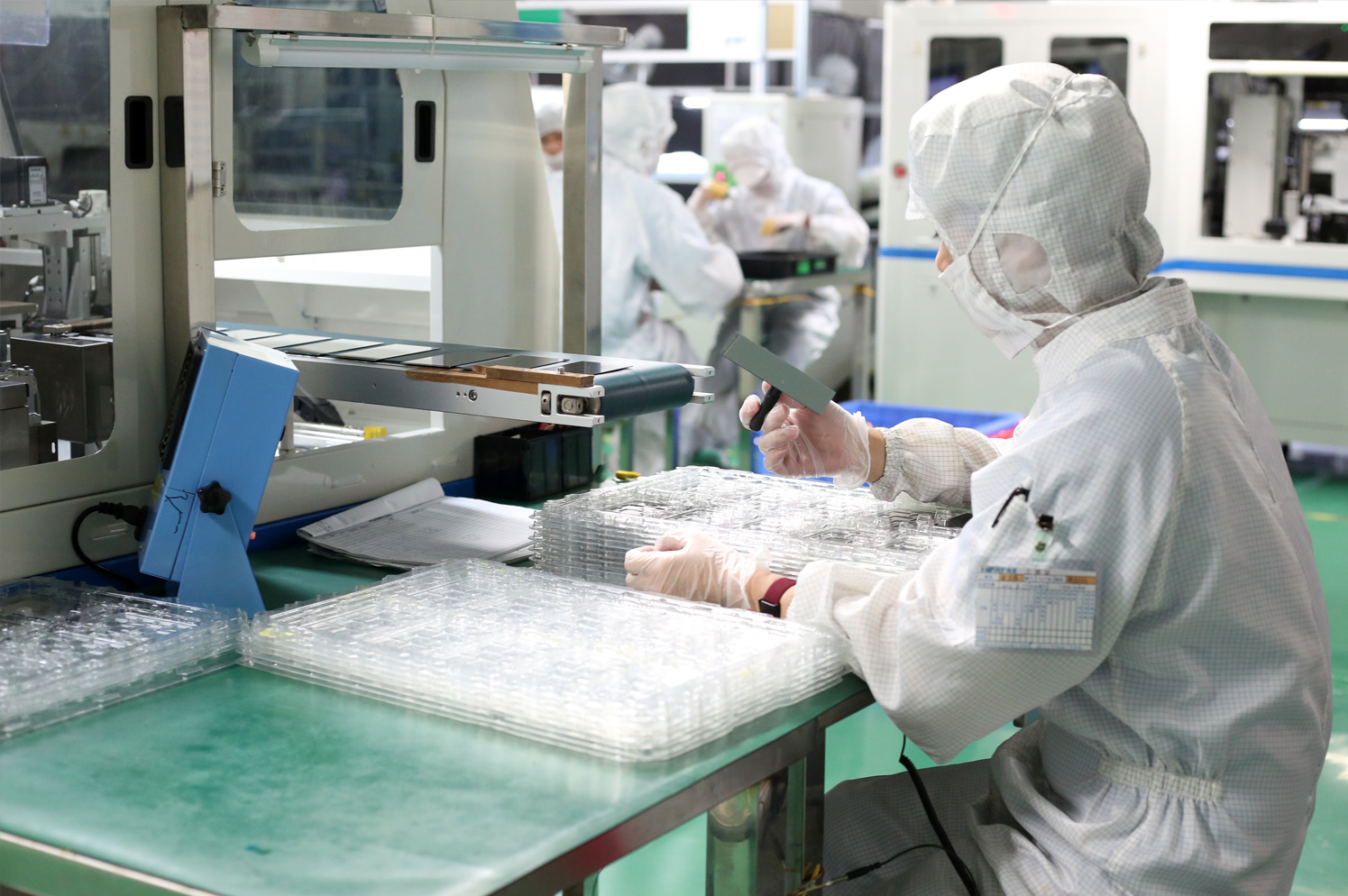 工廠液晶屏廠家直銷有哪些優(yōu)勢？【海飛智顯】-液晶顯示屏生產(chǎn)商