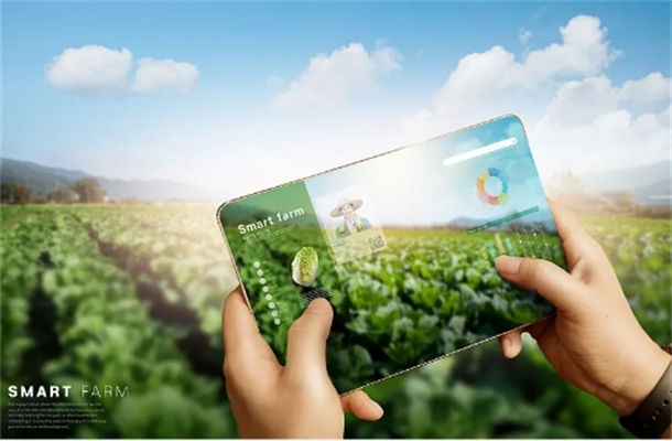 顯示觸摸屏在農(nóng)機行業(yè)的應(yīng)用 顯示觸摸屏在農(nóng)機行業(yè)的應(yīng)用